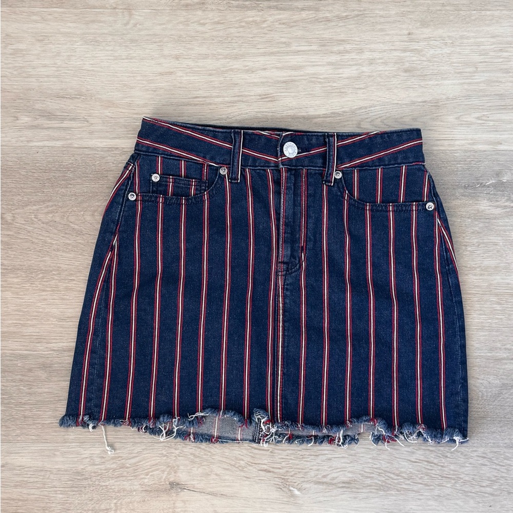 American Eagle Outfitters Denim Mini Skirt Red white and blue Pinstripes Size 2